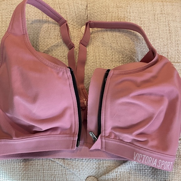 Victoria's Secret Knockout Mauve Zipper Front Sports Bra 34C - Picture 5 of 5